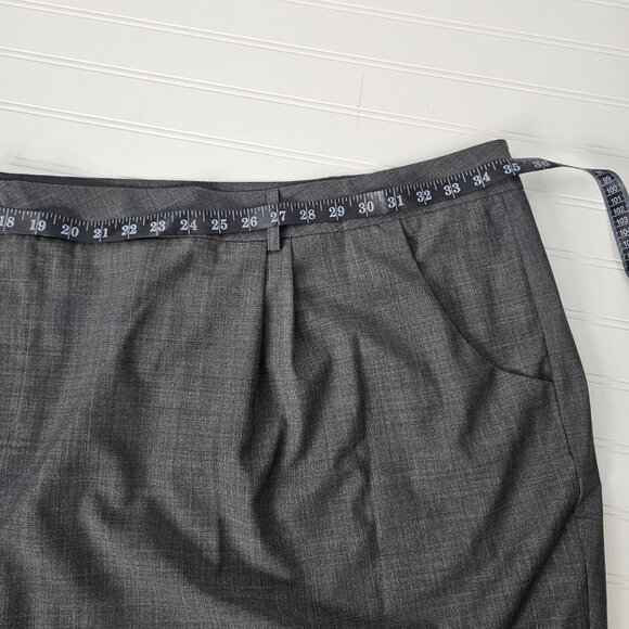 Universal Standard Silvia Women's Grey Pleated Front Ankle Trousers Size 40 NWT - Picture 8 of 11